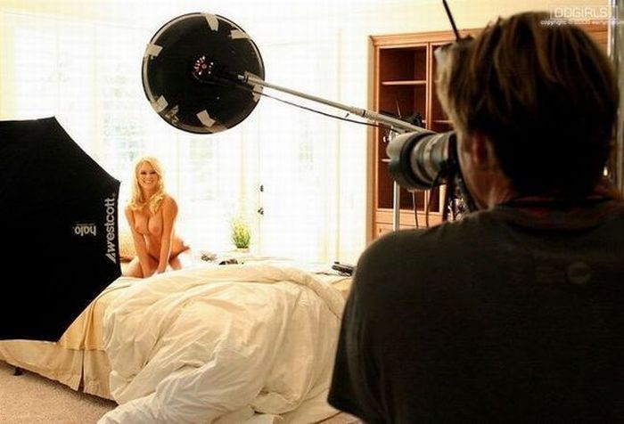 what happens behind the cameras during photo shooting of girls