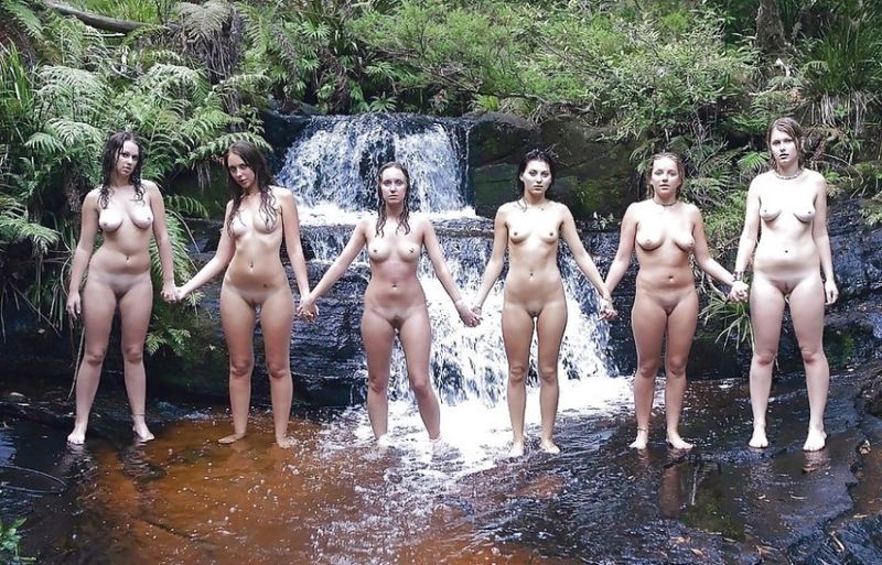 naked girls gathering