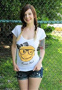 Nake.Me search results: young brunette girl with skin covered by tattoos