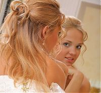 Nake.Me search results: young blonde girl strips from the wedding dress