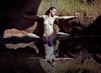 Nake.Me search results: Pirelli Calendar 2012 by Mario Sorrenti